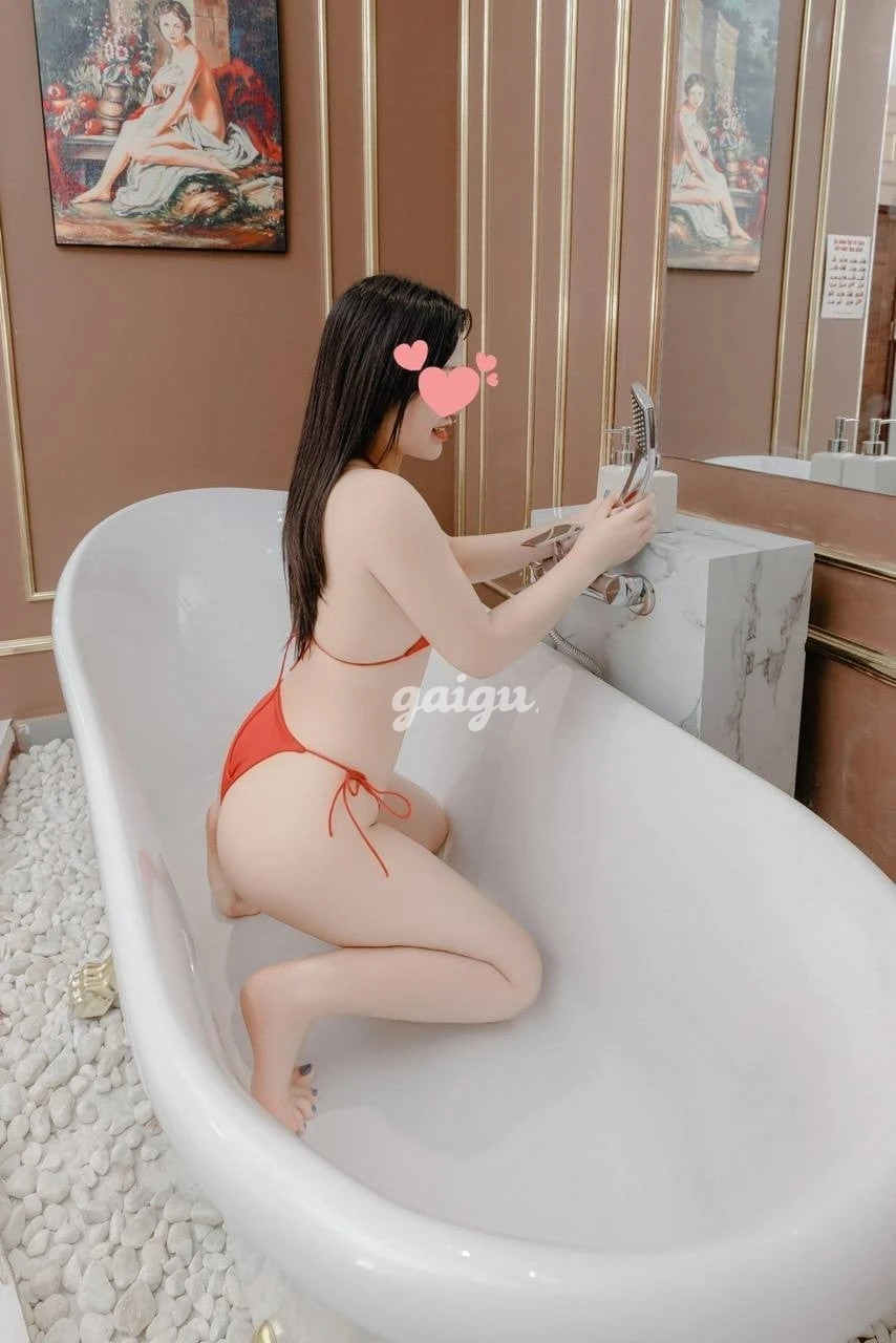 Ý NHINHIỆT TÌNH CHU ĐÁO KÈN SAO CỰC ĐÃ HÓT HÓT CAM KẾT - Gái gọi 777