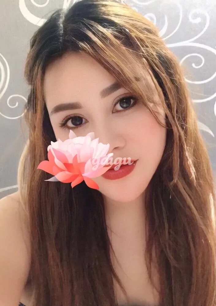 HOTGIRL BÉ UYỂN NHI  XINH XẮN TUYỆT MỸ NGỰC ĐẸP BÍM XINH - Gái gọi 777