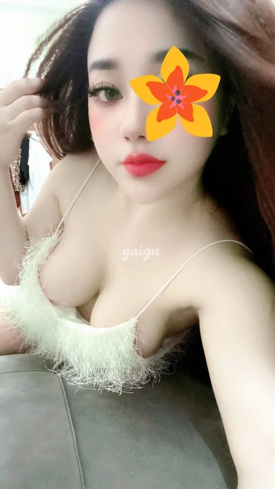 NEW HUYỀN CHANEL - GÁI CÔNG SỞ LÀM THÊM - Gái gọi 777