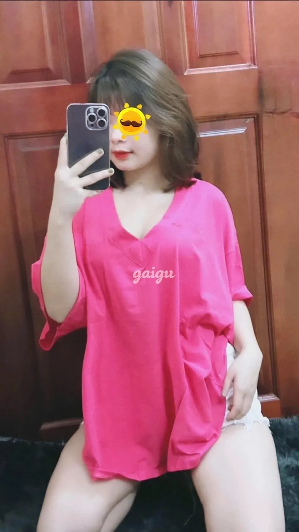 Linh NhiHÀNG HÓT BÍM SIÊU ĐẸP HỒNG HÀO VÍP - Gái gọi 777