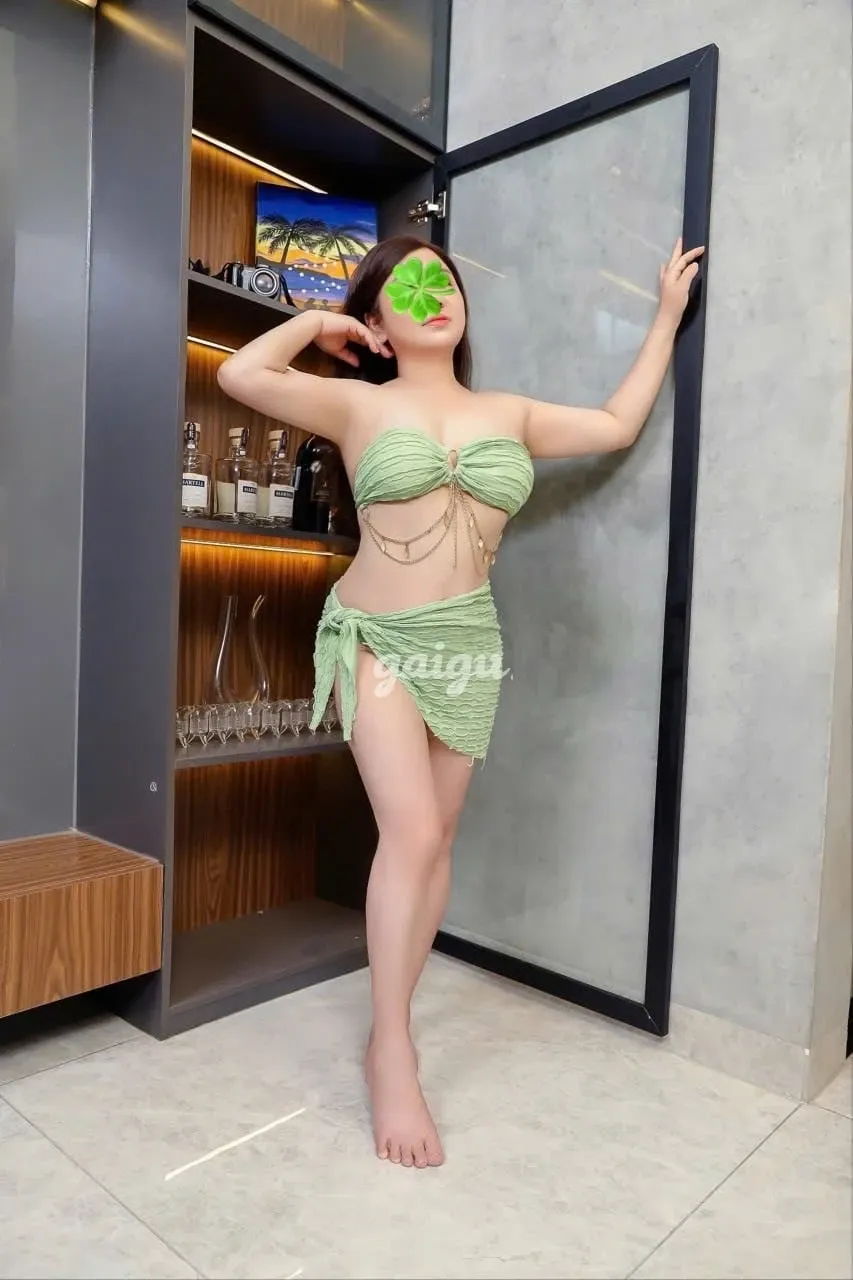 HẠ VY - VÚ BỰ MÔNG TO - DÂM ĐÃNG TÌNH CẢM - CHIỀU KHÁCH NHƯ NGƯỜI YÊU - Gái gọi 777