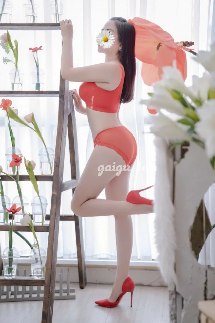 Quỳnh Tuyền _ Gái dâm ngọt ngào dễ tính bj tuyệt đỉnh - Gái gọi 777