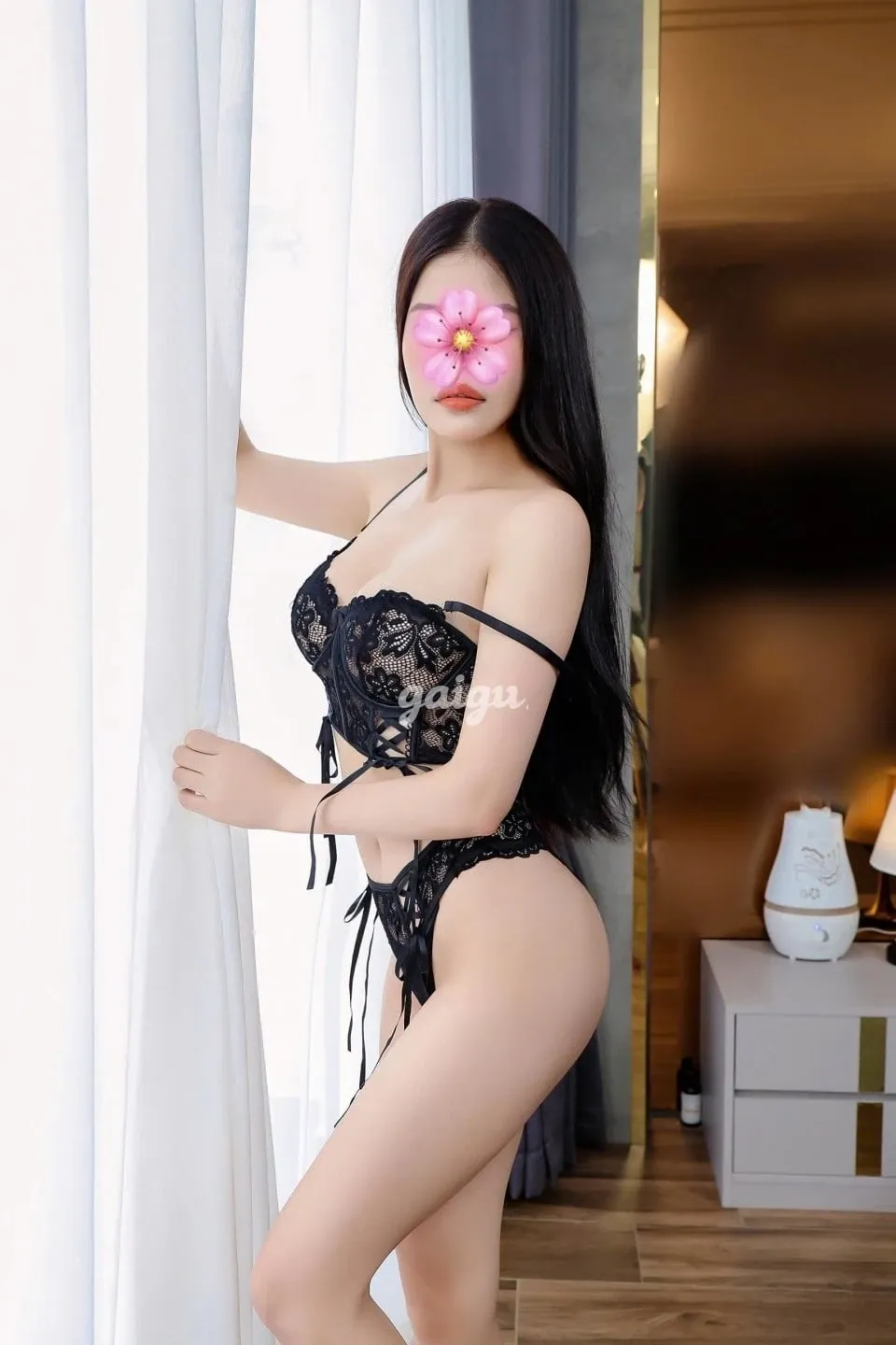 Tú Anh - Siêu Mẫu Điện Ảnh 1m65 - Gái gọi 777