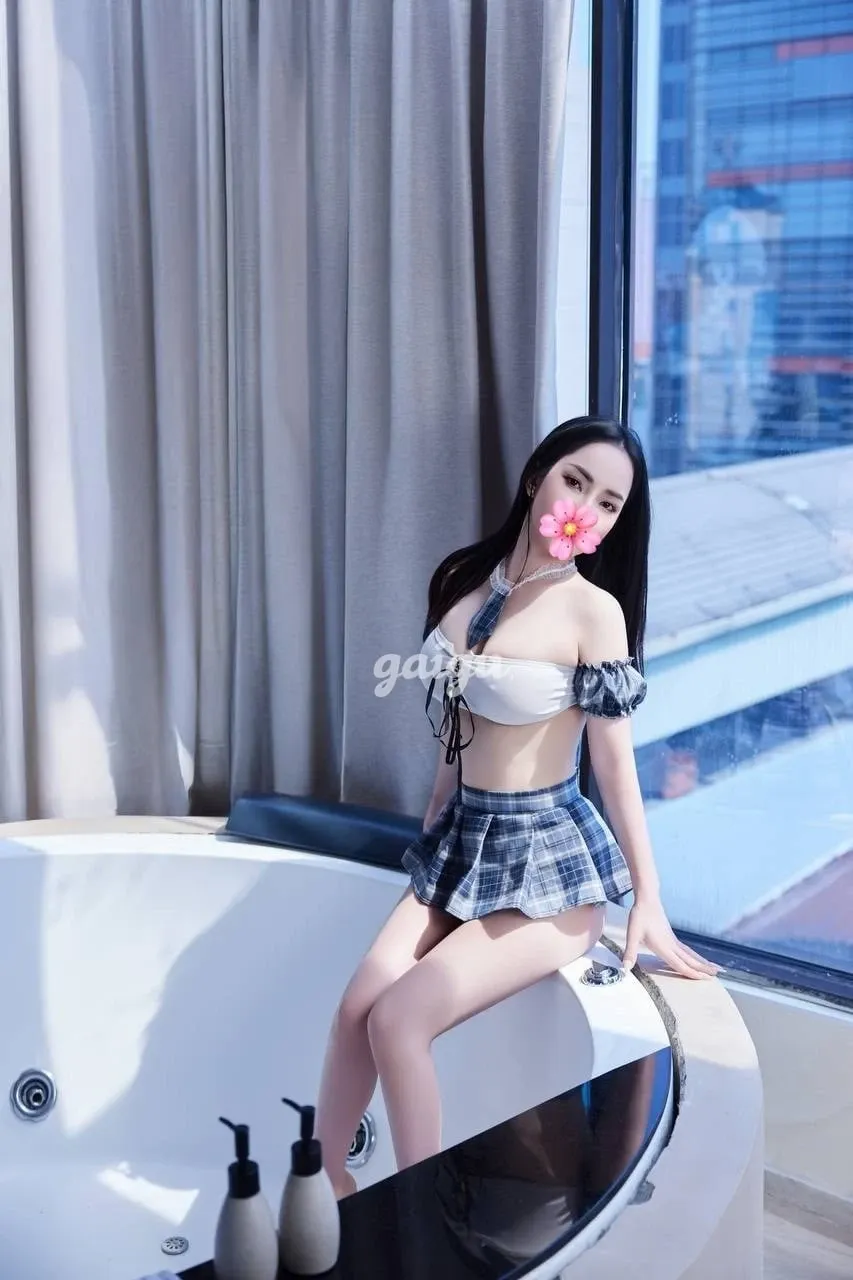 BÉ KẸO MIỀN TÂYNUỘT NÀ GỢI CẢM - Gái gọi 777