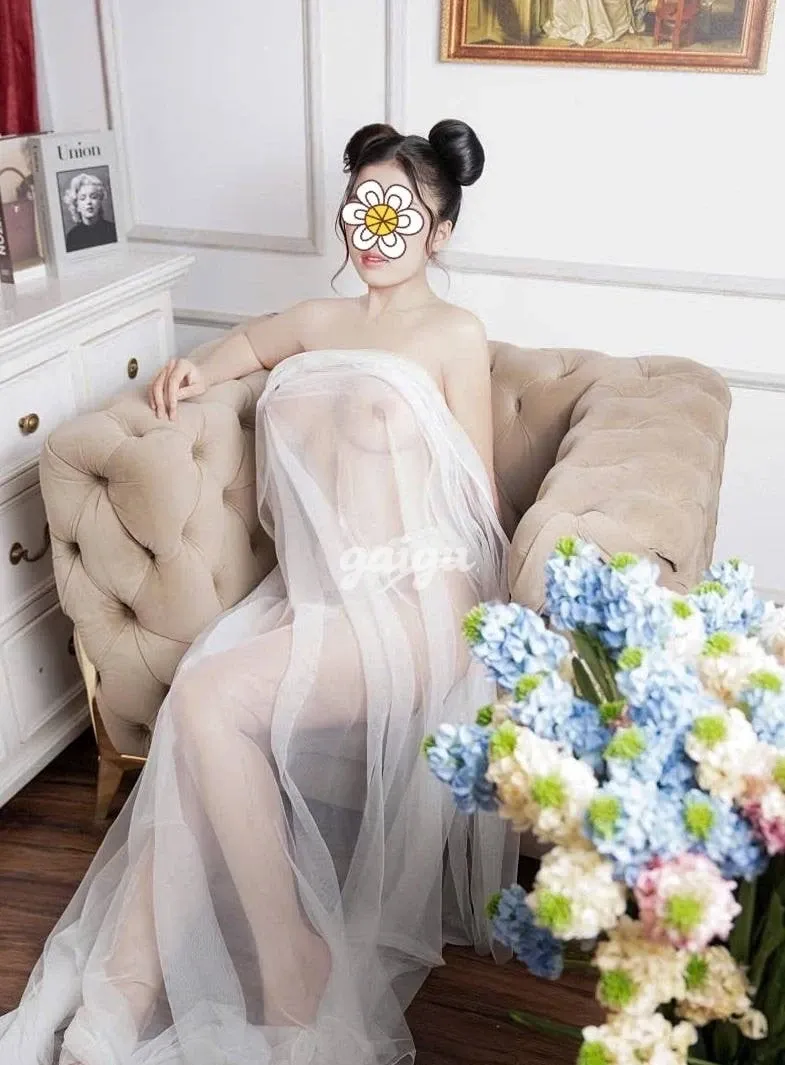 Bé Thơm - Xinh Yêu Chiều Khách  Nhẹ Nhàng Tình Cảm - Gái gọi 777