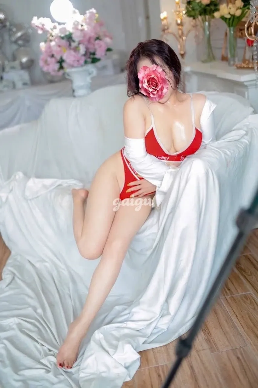 BẢO NGỌC XINH DÂM NỮ THỜI HIỆN ĐẠI LÀM TÌNH NHƯ PHIM SEX NHẬT - Gái gọi 777