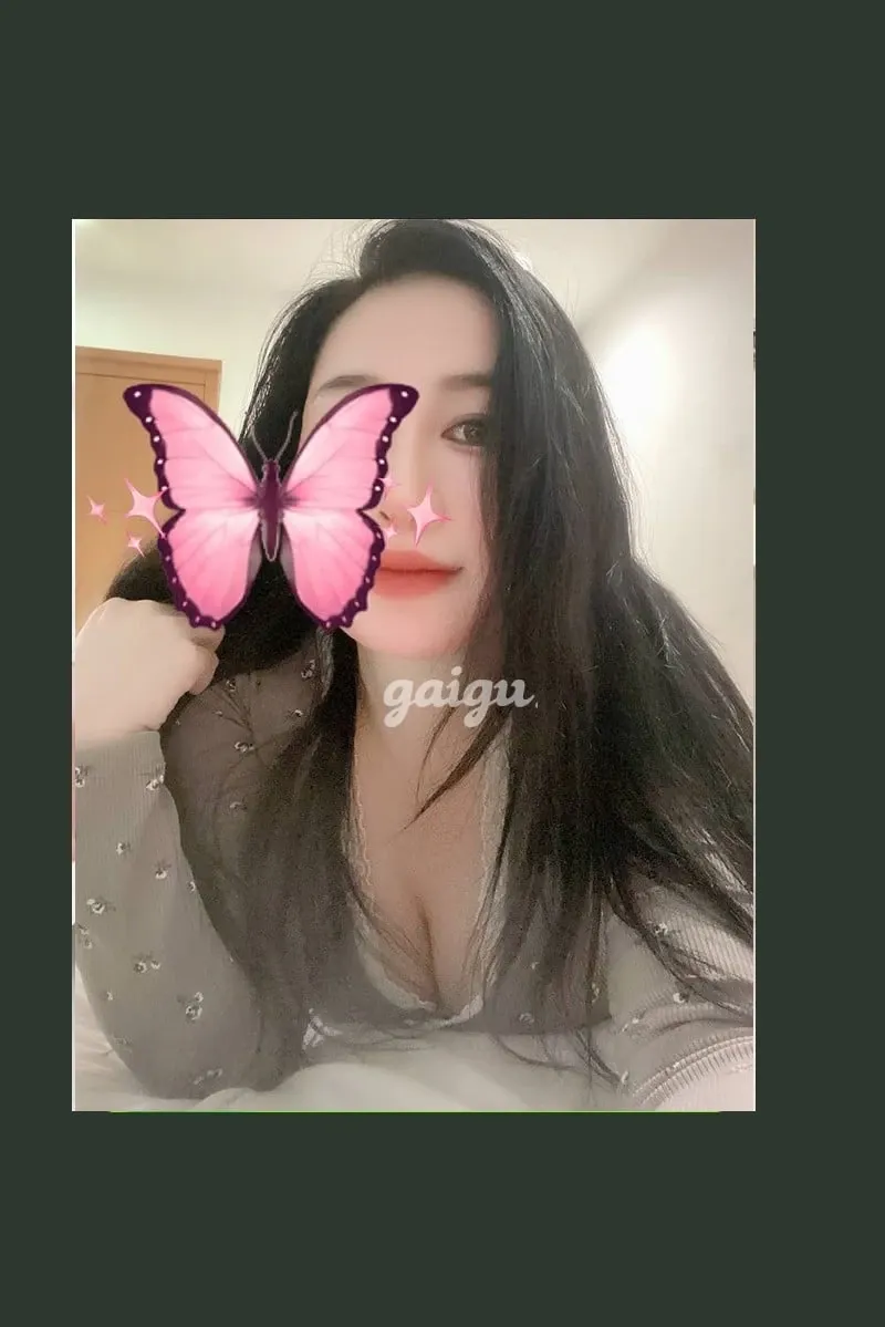 LA KIM CƯƠNG  Hot girl Xinh - Chân chất mộc mạc - Gái gọi 777
