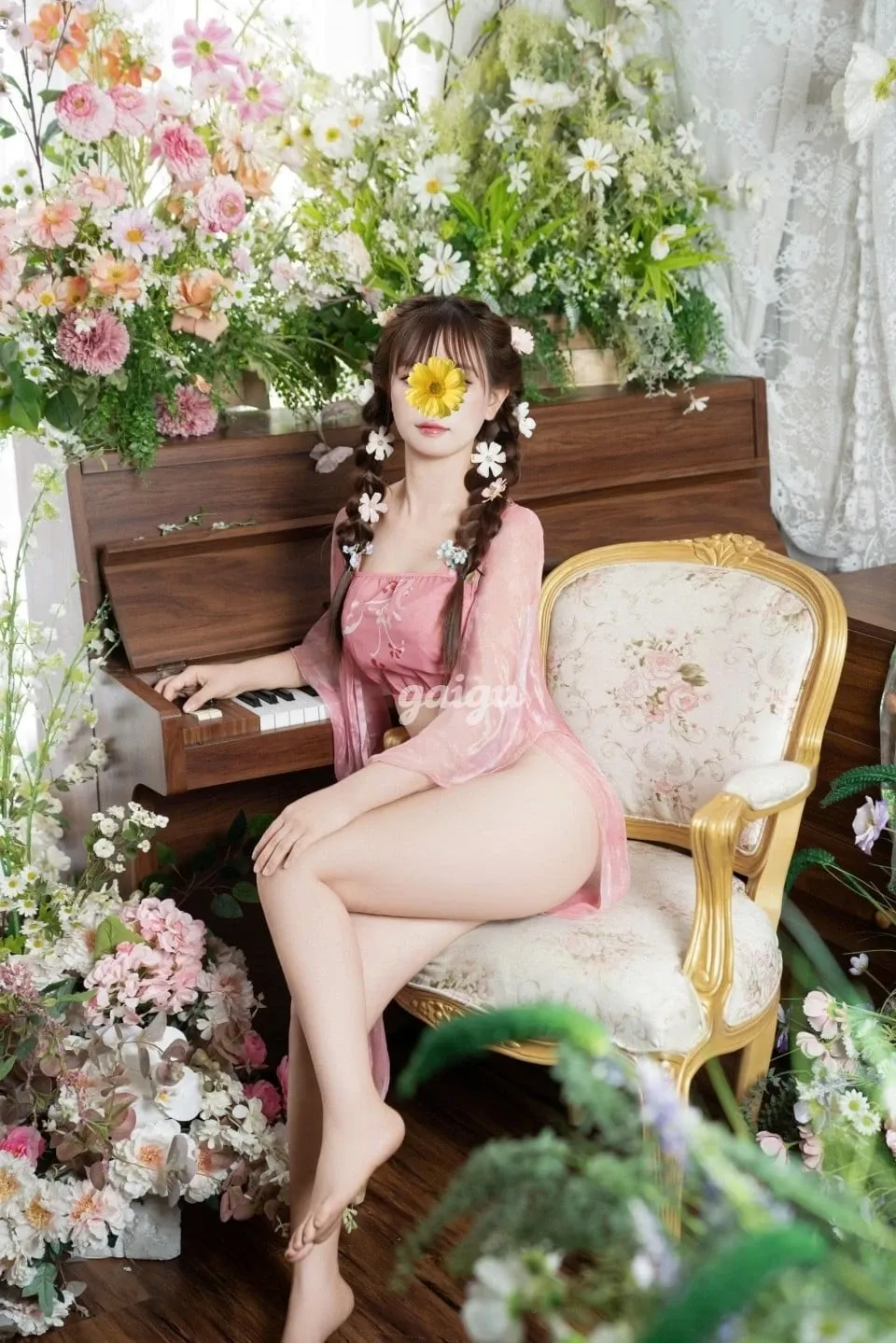 NewBé Ngọc LanNhiệt Tình Và Mộc MặcQuá Yêu Chiều - Gái gọi 777