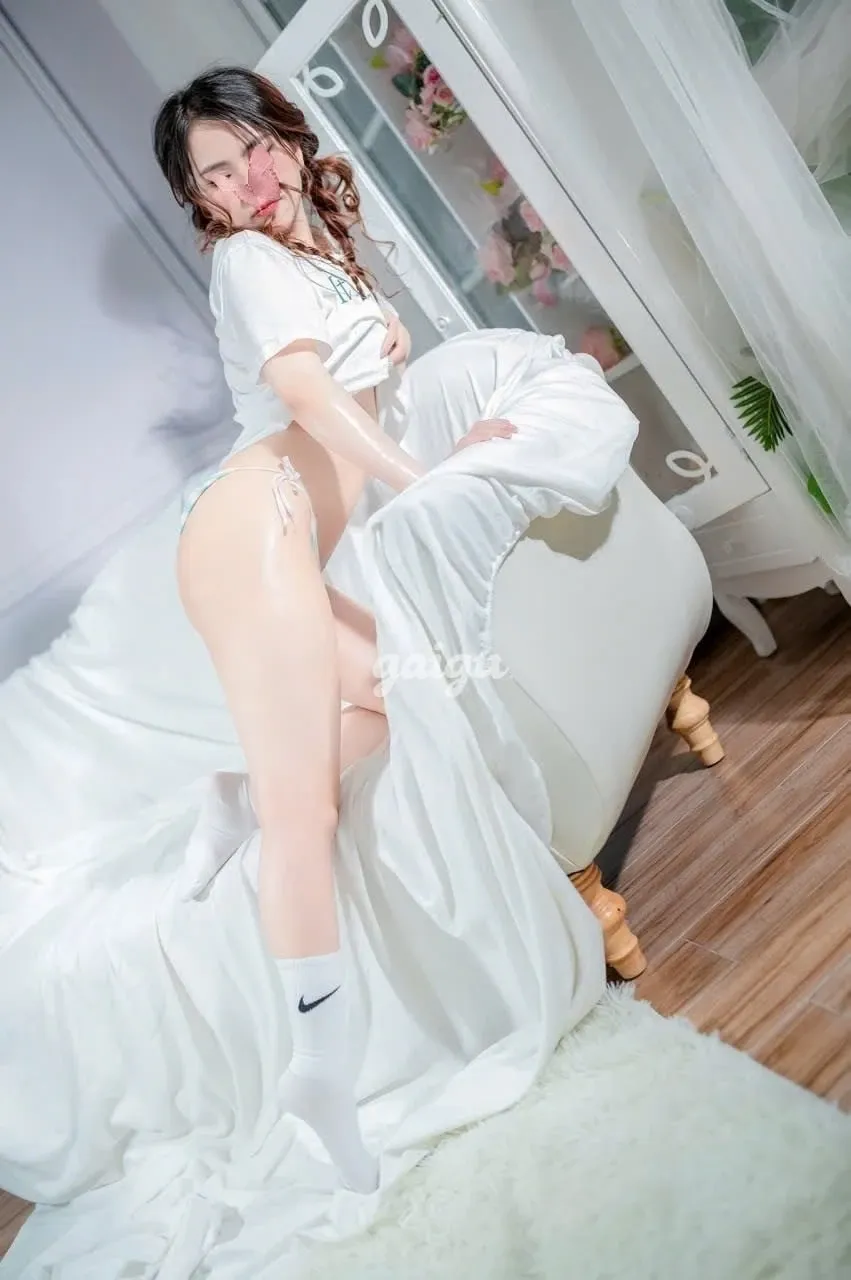 Ngọc diệp xinh xắn dễ thương - Gái gọi 777