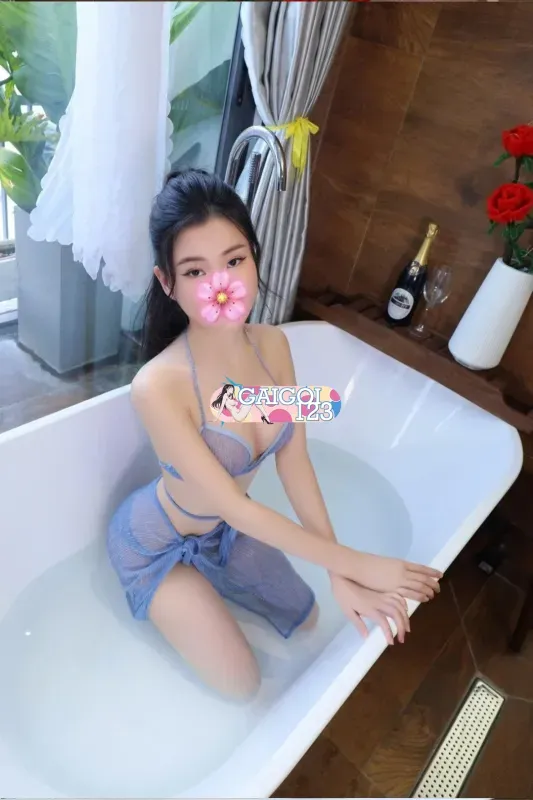 (Ngừng phục vụ)☀️THU QUỲNH☀️ SINH VIÊN LÀM THÊM - XINH NGON NGOAN * LÀM TÌNH ĐIÊU LUYỆN ☀️ ĐÁNG ĐỒNG TIỀN BÁT GẠO - Gái gọi 777